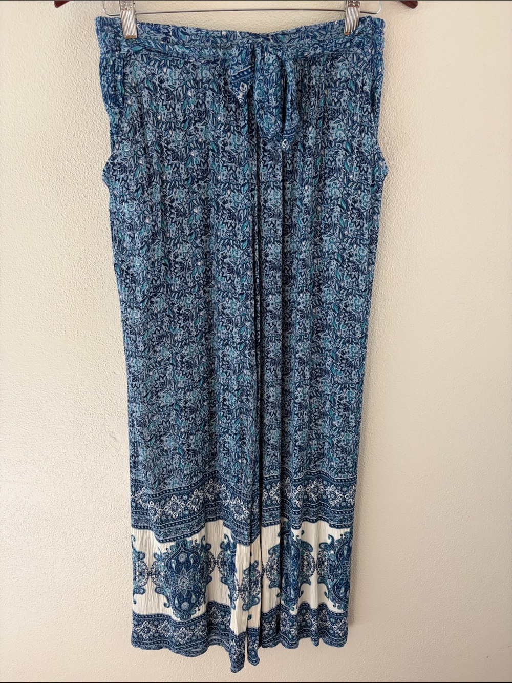 Angie wide leg flowy blue printed women’s pants with elastic/tie waist | size sm